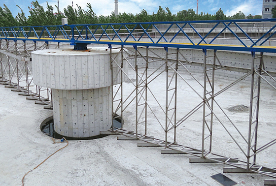 CE WWTP 0.55kW Spiral Sludge Scraper System